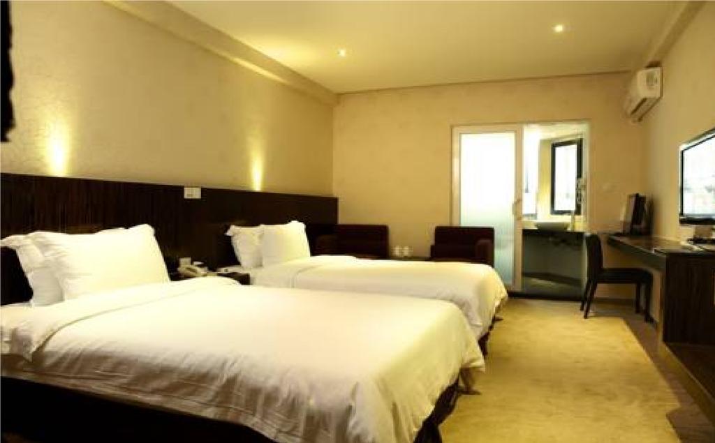 Shenzhen Luohu Art Hotel, Dongmen Shopping Center Pokoj fotografie